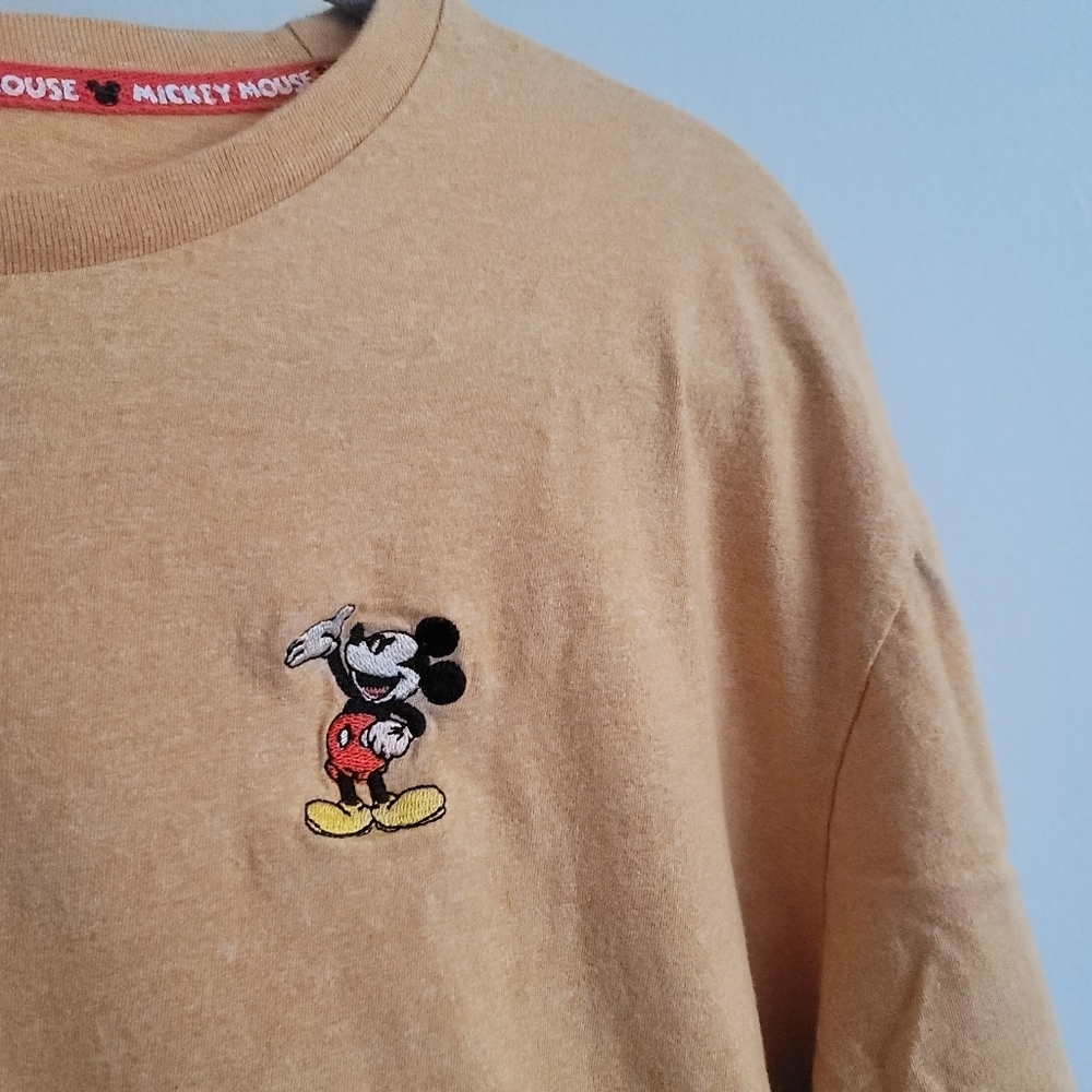 Disney Parks XXL Yellow Short Sleeve Casual Crew Neck T-Shirt Embroidered Mickey - Picture 4 of 5